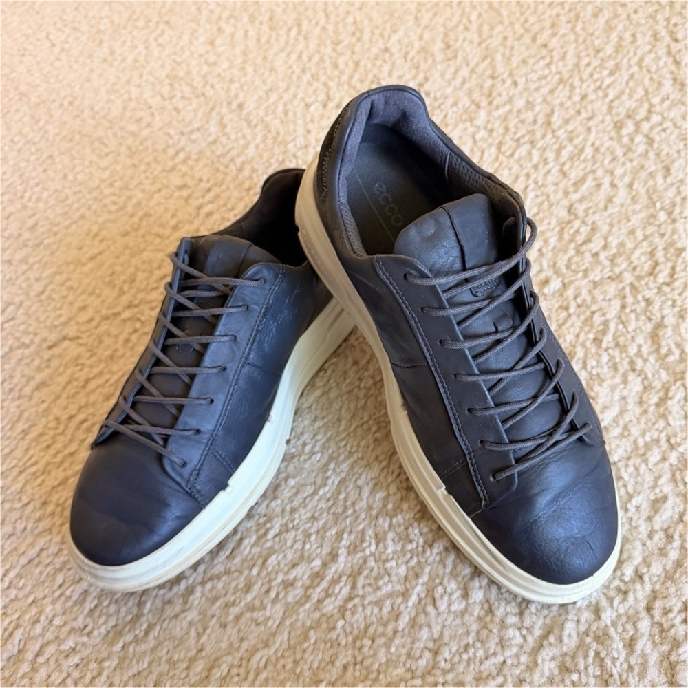 Comfortable ECCO Men's Navy Leather Sneakers Lace Up Casual Shoes EU 41‎ US 8